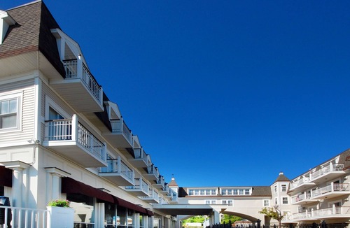 Hull Hotel | Nantasket Beach Resort