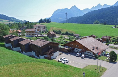 Chateau-d'Oex Hotel | Hotel Roc et Neige