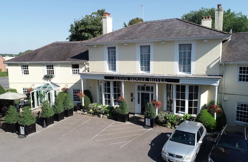 Alton Hotel | Alton House Hotel
