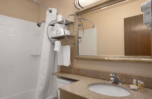 Keene Hotel | Days Inn by Wyndham Keene NH