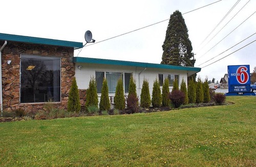 Larkspur Hotel | Motel 6-Bend, or