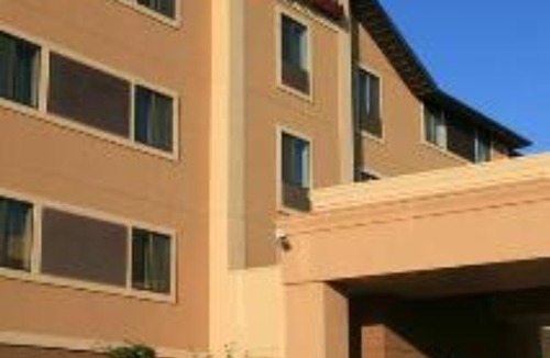 Burlington Hotel | Hampton Inn & Suites Burlington