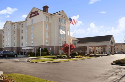 Warwick Hotel | Hampton Inn & Suites Providence-Warwick Airport
