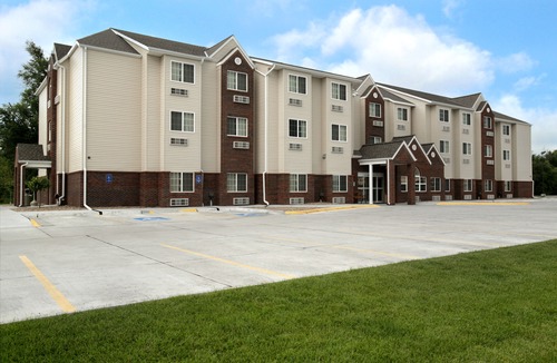 Kearney Hotel | Microtel Inn & Suites - Kearney