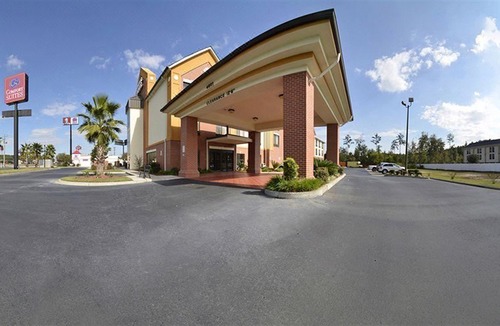 Richmond Hill Hotel | Holiday Inn Express Savannah South I-95 Richmond Hill, an Ihg Hotel