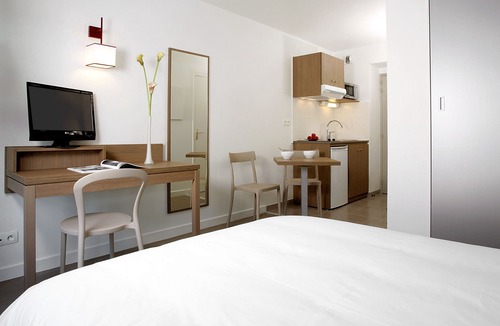 Cherbourg-en-Cotentin Hotel | Appart'City Cherbourg Centre Port