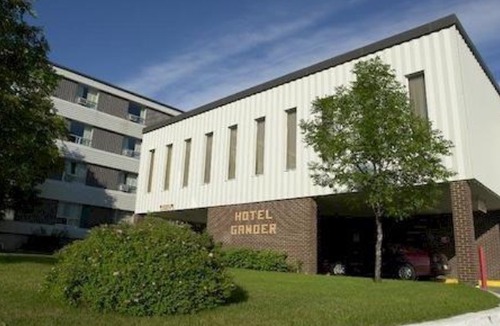 Gander Hotel | Quality Hotel & Suites
