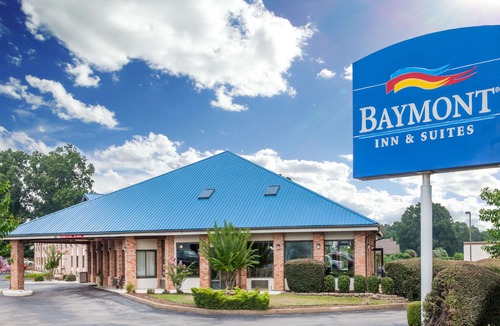 Jackson Hotel | Baymont by Wyndham Jackson