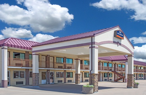 North Platte Hotel | North Platte Inn & Suites