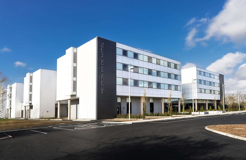 Heston Hotel | Heston Hyde Hotel
