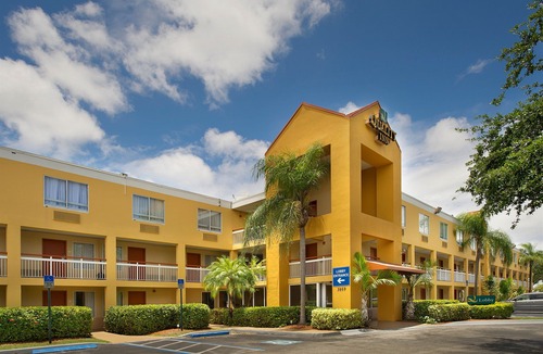 Doral Hotel | QUALITY INN MIAMI AIRPORT - DORAL