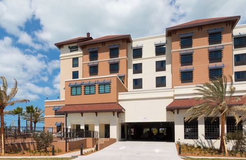Bay Esplanade Hotel | Fairfield Inn & Suites by Marriott Clearwater Beach