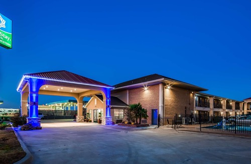Terrell Hotel | SureStay Hotel by Best Western Terrell