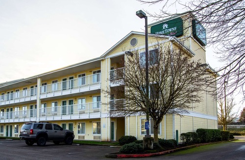 Salem Hotel | HomeTowne Studios by Red Roof Salem, or