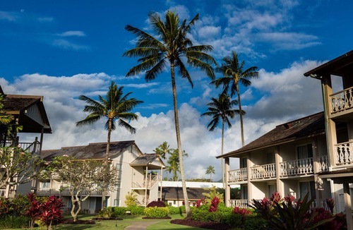 Wailua Hotel | Aston Islander on The Beach