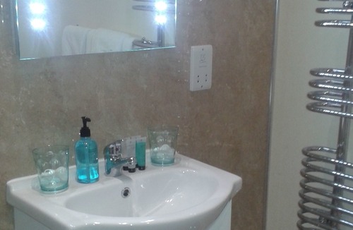 Ellesmere Hotel | Ellesmere Hotel