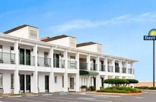 Americus Hotel | Days Inn by Wyndham Americus
