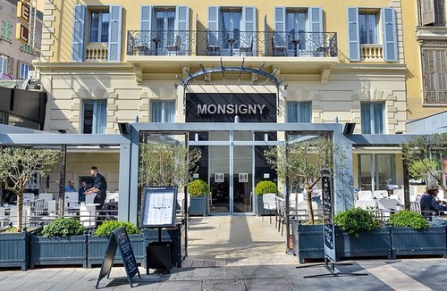 Vernier Hotel | Hotel Monsigny