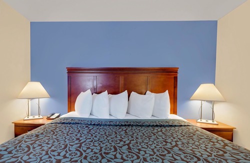 Shrewsbury Hotel | Days Inn by Wyndham Shrewsbury Worcester