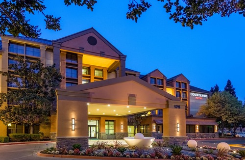Santa Rosa Hotel | Courtyard by Marriott Santa Rosa