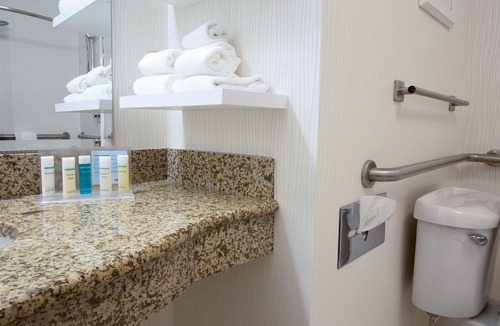 Valley Park Hotel | Hampton Inn St. Louis Southwest