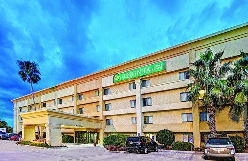 Baytown Hotel | La Quinta by Wyndham Houston Baytown East