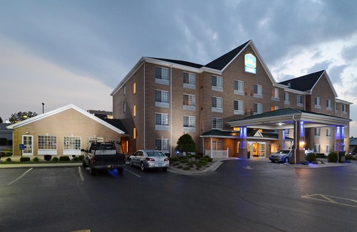 Grand Rapids Hotel | Best Western Executive Inn & Suites