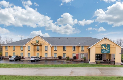 Bloomington Hotel | Quality Inn Bloomington Near University