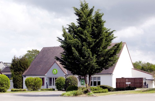 Dreux Hotel | Campanile Dreux