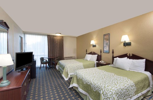 Vernon Hotel | Days Inn by Wyndham Vernon