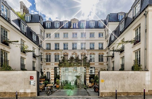 Quartier de la Goutte-d'Or Hotel | Kube Hotel Paris