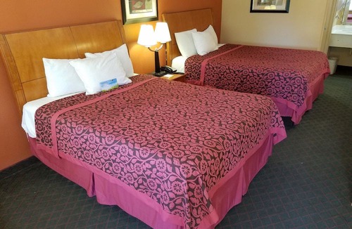 Fairfield Hotel | Days Inn by Wyndham Fairfield