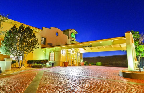 El Paso Hotel | La Quinta Inn by Wyndham El Paso - Airport