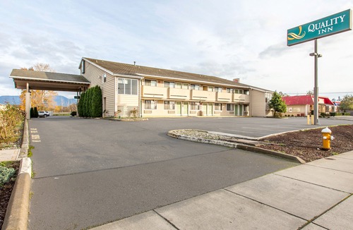 Mount Vernon Hotel | Quality Inn Mount Vernon