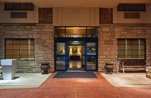 Broken Arrow Hotel | Holiday Inn Express Tulsa S Broken Arrow Hwy 51, an Ihg Hotel