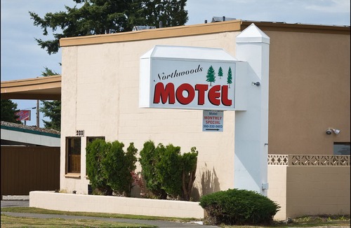 Blaine Hotel | Northwoods Motel
