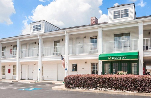 Jasper Hotel | Quality Inn Jasper Hwy 78
