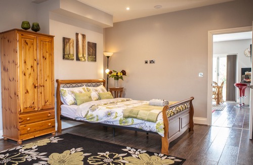 Little Holland Hotel | Cyrus House