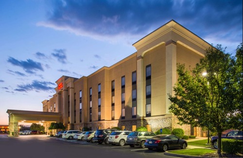 Richmond Hotel | Hampton Inn & Suites Richmond