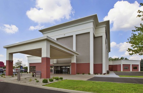 Maumee Hotel | Hampton Inn Toledo-South/Maumee