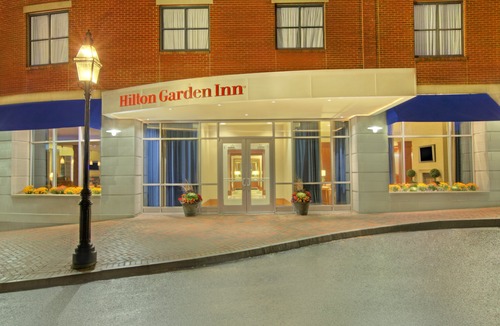 Portsmouth Hotel | Hilton Garden Inn Portsmouth Downtown