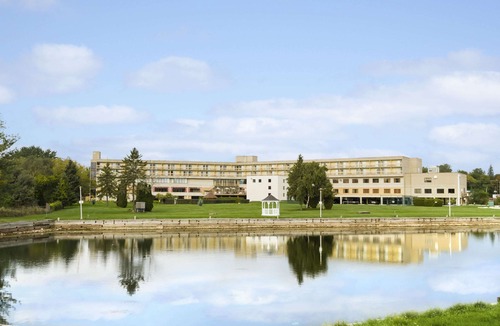 Belleville Hotel | Ramada by Wyndham Belleville Harbourview Conference Centre