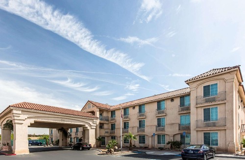El Centro Hotel | Comfort Inn & Suites El Centro I - 8