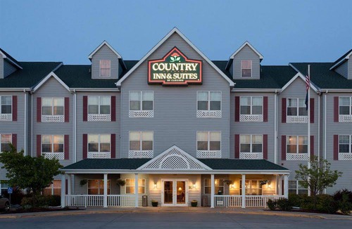 Kearney Hotel | Country Inn & Suites by Radisson, Kearney, NE
