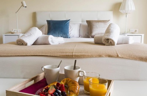 Arrancapins Hotel | HQ Rooms Apartments San Vicente
