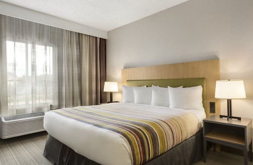 Wells Branch Hotel | Country Inn & Suites by Radisson, Austin North (Pflugerville), TX