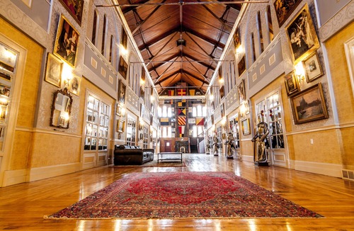 Amsterdam Hotel | Amsterdam Castle