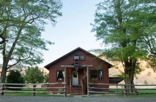 Fossil Hotel | Wilson Ranches Retreat