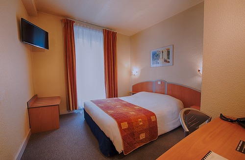 Saint-Mande Hotel | Le Ruisseau