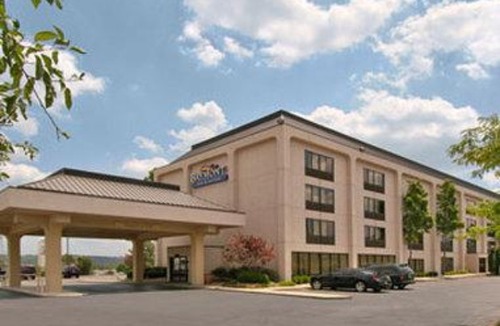 Sharonville Hotel | Baymont by Wyndham Cincinnati